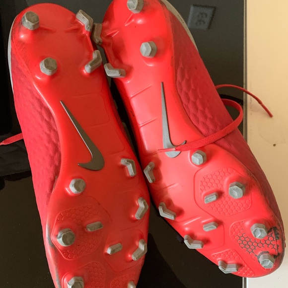 Nike Hypervenom - Picture 2 of 4